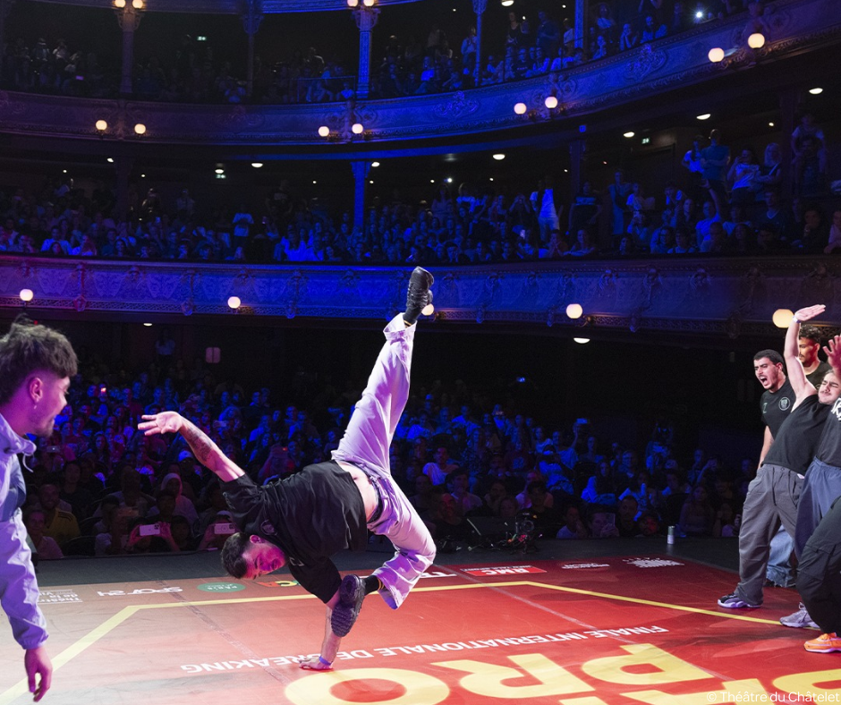 Théâtre du Châtelet à Paris, lieu culturel emblématique pour une soirée parisienne